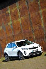 Kia Stonic 2017 года (UK)